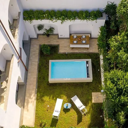 Jacaranda House شقة