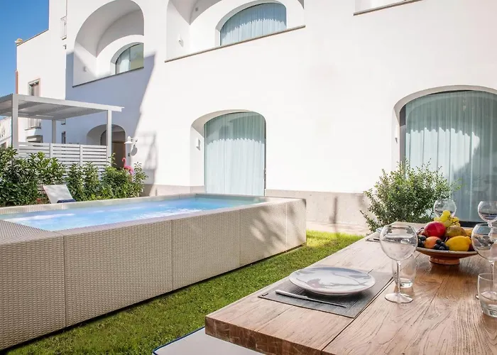 Jacaranda House Апартаменты